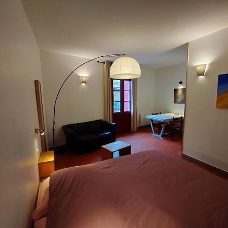 Les Studios De St Guilhem Saint-Guilhem-le-Desert Ngoại thất bức ảnh