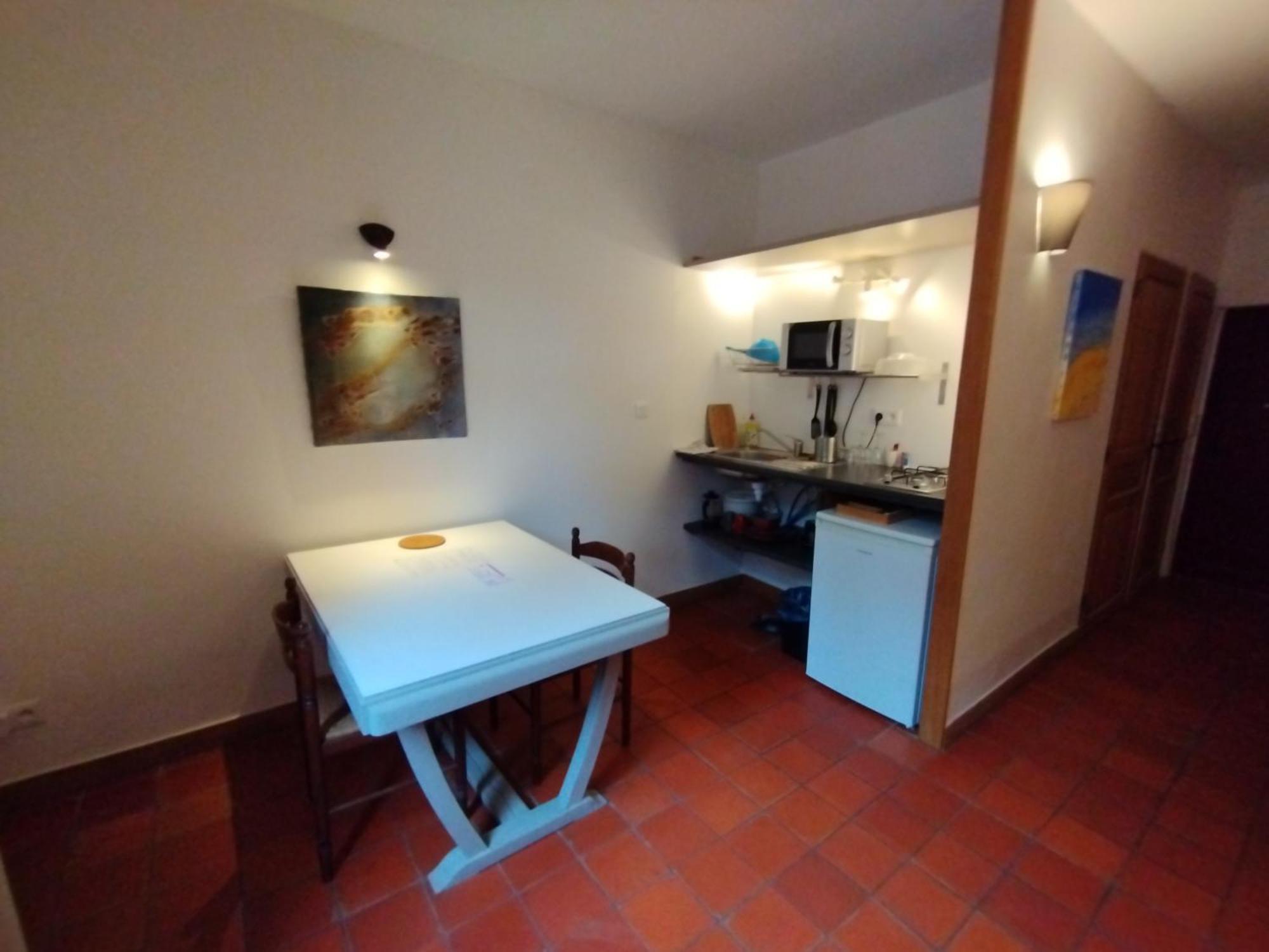 Les Studios De St Guilhem Saint-Guilhem-le-Desert Ngoại thất bức ảnh
