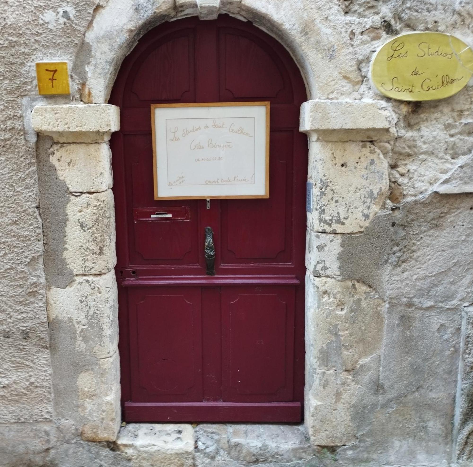 Les Studios De St Guilhem Saint-Guilhem-le-Desert Ngoại thất bức ảnh