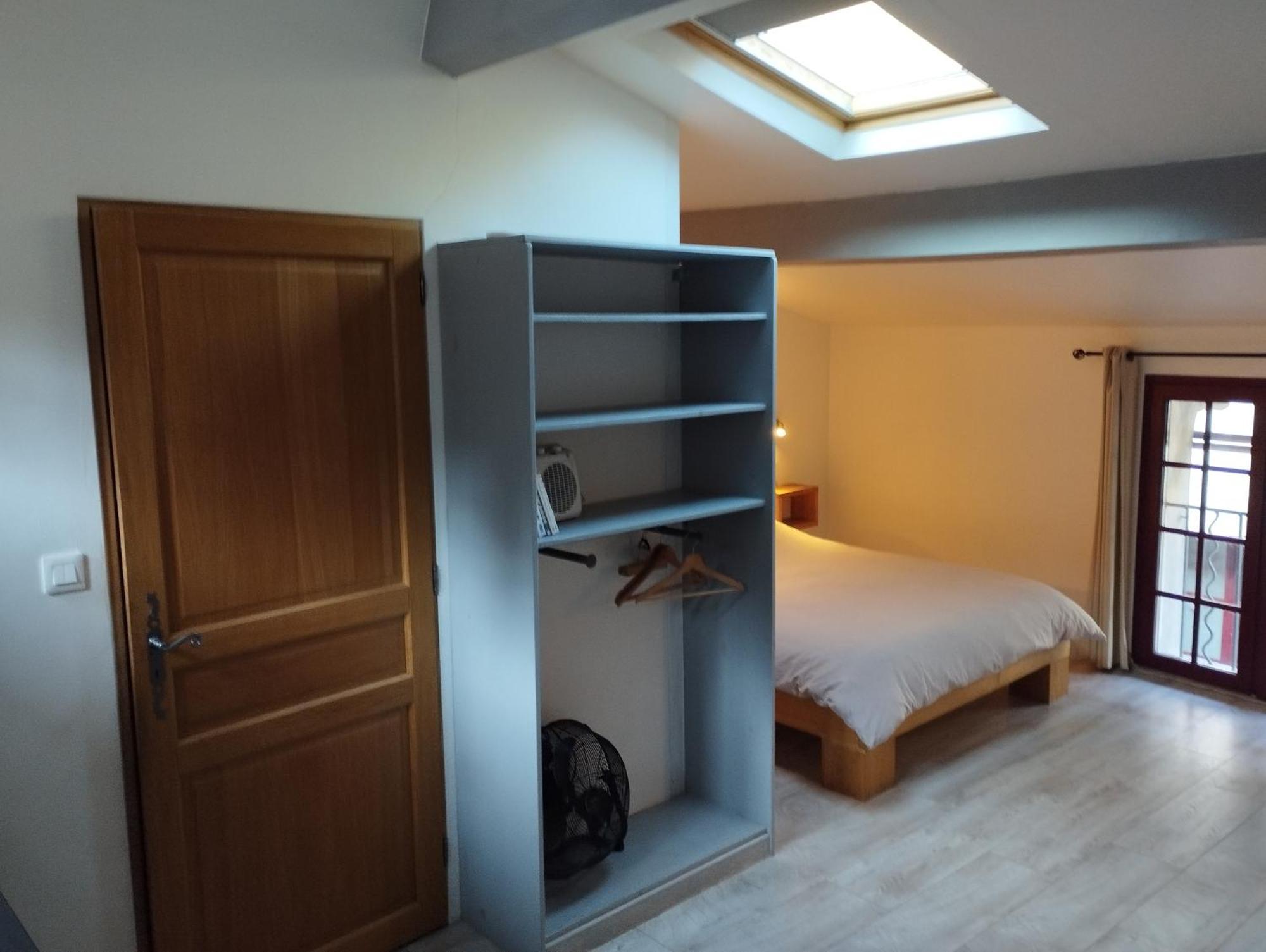 Les Studios De St Guilhem Saint-Guilhem-le-Desert Ngoại thất bức ảnh
